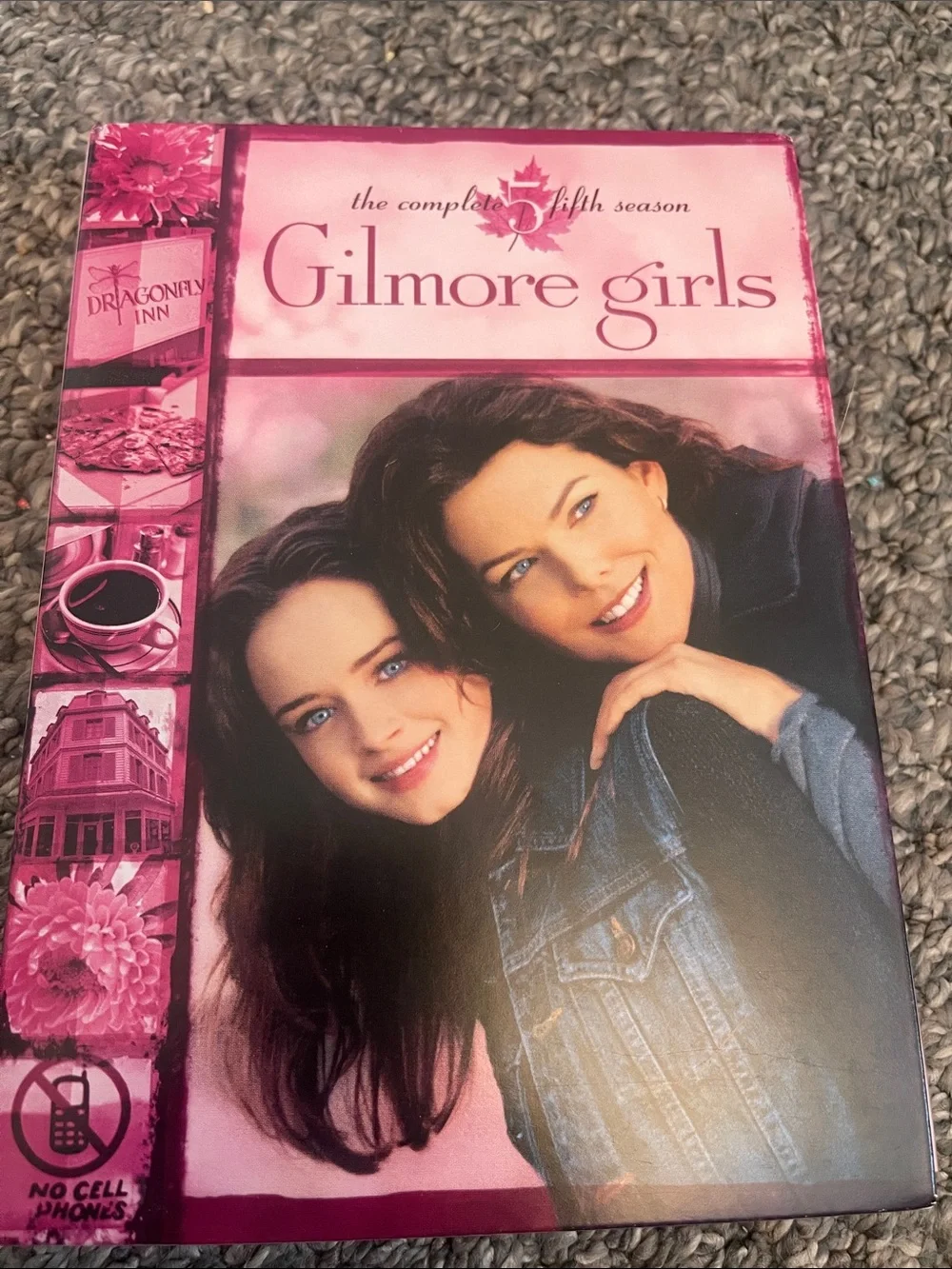 Gilmore Girls: The Complete First Season main image 1